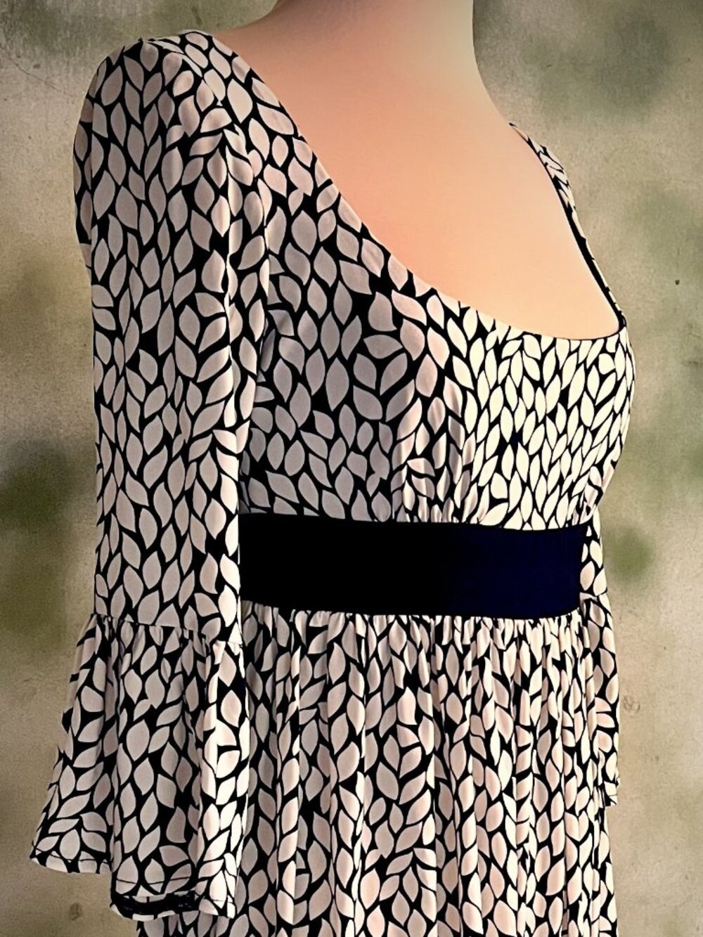 Bodacious London Times Black & Ivory Printed Fit & Flare Dress Size 4